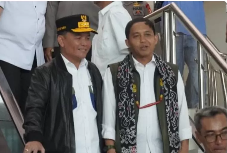 Menhut Raja Juli Antoni dan Gubernur Kalteng, Agustiar Sabran