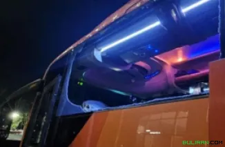 Bus Persik Kediri Hancur Dilempari di Kanjuruhan, Polisi Gelar Investigasi.