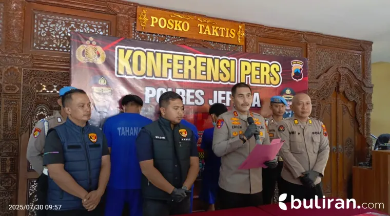 Kapolres Jepara AKBP Erick Budi Santoso saat Konferensi pers, Rabu (29/7/2025)