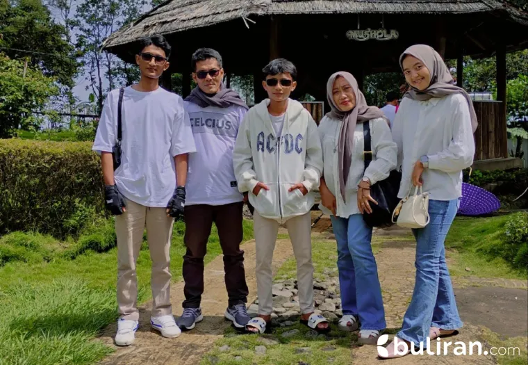 Ilustrasi wisata keluarga