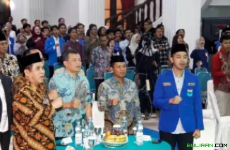 Gubernur Jateng Ahmad Luthfi menghadiri pelantikan Pengurus Koordinator Cabang (PKC) PMII Jawa Tengah periode 2025--2027 di Wisma Perdamaian, Kota Semarang, Sabtu (2/8/2025).