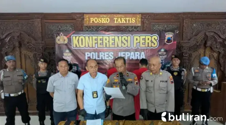 Wakapolres Jepara Kompol Edy Sutrisno pimpin Konferensi Pers, Kamis (11/9/2025)