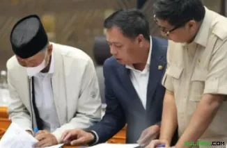 Rapat Kerja antara Komisi V DPR RI bersama Kementerian PU