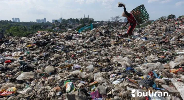 Tempat Pembuangan Akhir (TPA) Cipeucang di Tangerang Selatan, Banten disebut-sebut akan menjadi lokasi rencana pembangunan pembangkit listrik tenaga sampah (PLTSa).