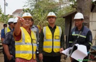 Bupati Jepara Witiarso Utomo terus memastikan pembangunan infrastruktur di Kabupaten Jepara berjalan maksimal. Tak hanya ketepatan waktu pelaksanaan namun juga kualitas infrastruktur.