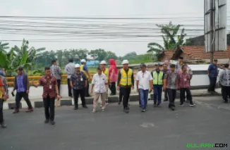 Bupati Jepara Witiarso Utomo terus memastikan pembangunan infrastruktur di Kabupaten Jepara berjalan maksimal. Tak hanya ketepatan waktu pelaksanaan namun juga kualitas infrastruktur.