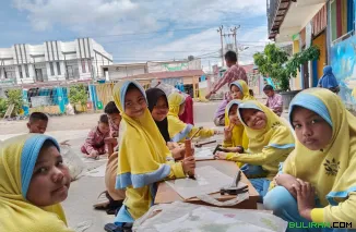 Inovasi Siswa Sekolah Alam SD IT Al-Fatih Payakumbuh: Kelas 3 dan kelas 4 Produksi Tas Eco Print, Bekal Jadi Entrepreneur Muda
