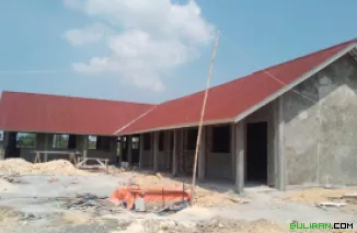 Revitalisasi SMP Satu Atap Negeri 1 Poncomulyo, Pati, patut diduga pekerjaan dilaksanakan asal jadi.