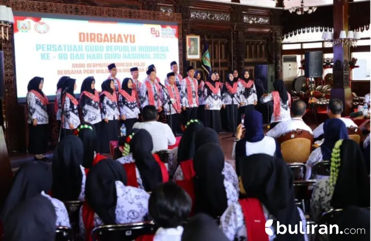 Peringatan Hari Guru Nasional di Pendapa Kabupaten Kudus. (Foto: Diskominfo Kudus)