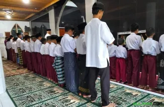 MIN 1 Pasaman Gelar Shalat Gaib untuk Korban Banjir dan Longsor di Sumatera