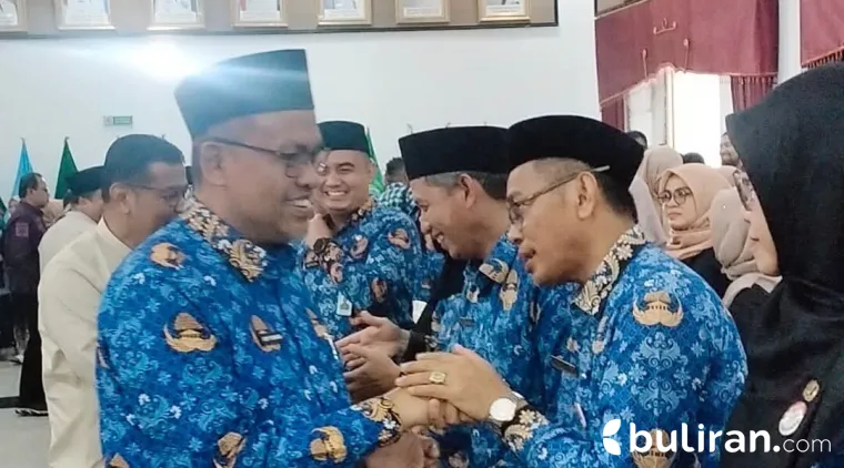 Sekdaprov Sumbar Lantik 44 Pejabat Administrator dan Pengawas, Penempatan Jabatan Gunakan Manajemen Talenta