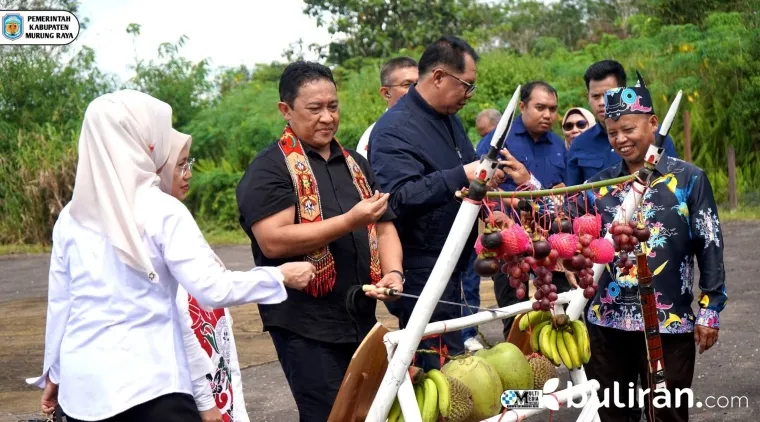 Bupati Murung Raya Sambut Kedatangan Wakil Gubernur Kalteng untuk Hadiri MTQ VIII KORPRI Provinsi