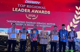Komit Kembangkan Ekonomi Umat dan Budaya Halal di Sumbar, Gubernur Mahyeldi Raih Penghargaan Nasional