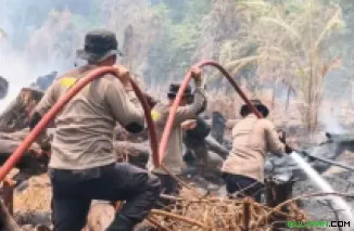 Aktivitas Personel Siaga On Call Regu Delta Polres Katingan bersama TNI dan Damkar, KM 7 Kasongan