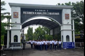 Prajurit Petarung Yonif 1 Marinir Ikuti Jam Komandan dan Olahraga Bersama Danpasmar 2