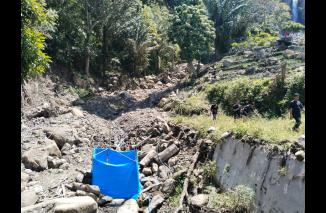 Bupati Simalungun  Radiapoh.H Sinaga   Diduga Bohongi Warga Terkait Bencana  Binaga Bolon