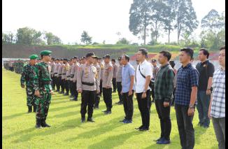 Polres Lampung Barat Dan Kodim 0422LB Lakukan Apel Gabungan Persiapan Pengamanan Kunjungan RI1