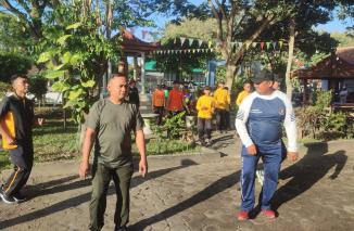 Senam Aerobik Bersama Instansi Kecamatan Purwoharjo Membangun Semangat dan Sinergi