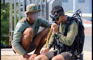 Jelang Kaderisasi Dikbrevet, Yontaifib 2 Marinir Latihkan Penyelaman Dasar