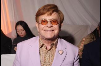 Profil Musisi Elton John, Masih Tajir Meski Sudah Pensiun Konser