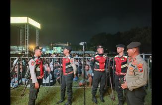 Polresta Banyuwangi Gelar Apel Kesiapan Pengamanan Malam Tahun Baru 2025