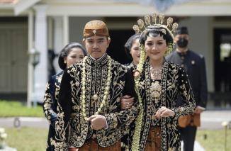 Prosesi Pernikahan Adat Solo: Urutan Acara dan Makna di Baliknya