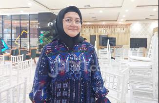 Novia Kolopasing Acungkan Kepercayaan Diri tanpa Hijab dalam Film Sitti Nurbaya