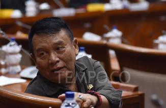 Debat RUU TNI di Hotel: Anggota Komisi I DPR Mengklaim 40% Isi DIM Telah Selesai Discusikan