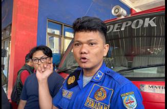 Sandi Butar Butar Kembali Berpendar Bersama Tim Damkar Depok