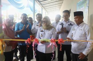 Bupati Lampung Timur Resmikan Aplikasi Si Badak Masuk BUMDes