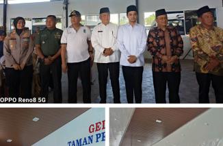 Pengusaha Jambi Bapak Hj Sandi Memberikan 8 Ribu Paket Sembako Ke Pada Masyarakat Miskin