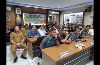 Polres Bitung dan Porkopimda Bitung mengikuti Rapat Koordinasi lintas sektoral