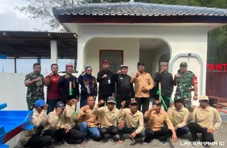 PT SMI Bangun Rumah Tukik, Dukung Konservasi Penyu di Pantai Cemara Banyuwangi