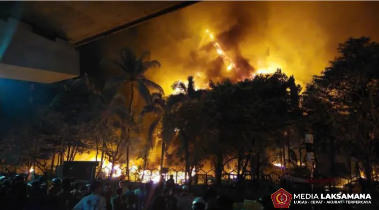 Demo Makassar Ricuh, Gedung DPRD Dibakar: 3 ASN Tewas, Belasan Luka