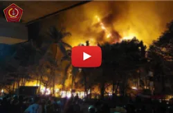 Video Massa Membabi Buta Bakar Gedung DPRD Makassar, Walkot Munafri Dievakuasi: Bakar, Bakar, Bakar!