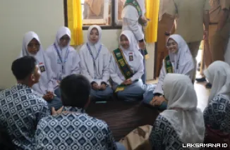 PIK-R DeJaVu SMAN 2 Padang Panjang Jadi Rujukan Studi Tiru SMAN 10 Padang