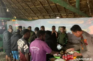 Tasyakuran Naik Pangkat Satgas Yonif 521 Berbagi Kebahagiaan dengan Masyarakat