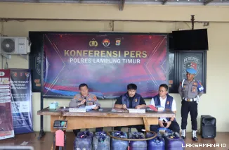 Polres Lampung Timur Gagalkan Penyelewengan Ribuan Liter Solar Bersubsidi, Tiga Tersangka Diamankan