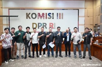 RUU Polri Disorot, IKAM LAMTIM dan KAMI Datangi DPR: "Jangan Jadikan Masa Pensiun Alat Transaksi Politik"