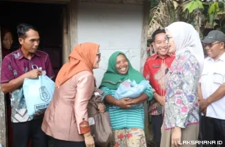 Wagub Lampung Jihan dan Bupati Ela Sambangi Rumah Calon Siswi Sekolah Rakyat, Pastikan Anak Kurang Mampu Tetap Bisa Mengenyam Pendidikan