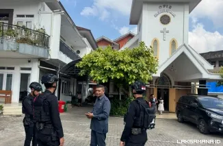 Brimob Lampung Perkuat Harkamtibmas, Gegana Turun Langsung Patroli Dialogis ke Pasar dan Rumah Ibadah
