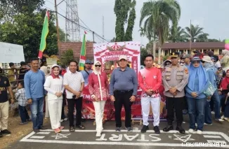 Karnaval HUT RI ke-81 Menggema di Sukadana, Azwar Hadi: Persatuan Jadi Kekuatan Lampung Timur