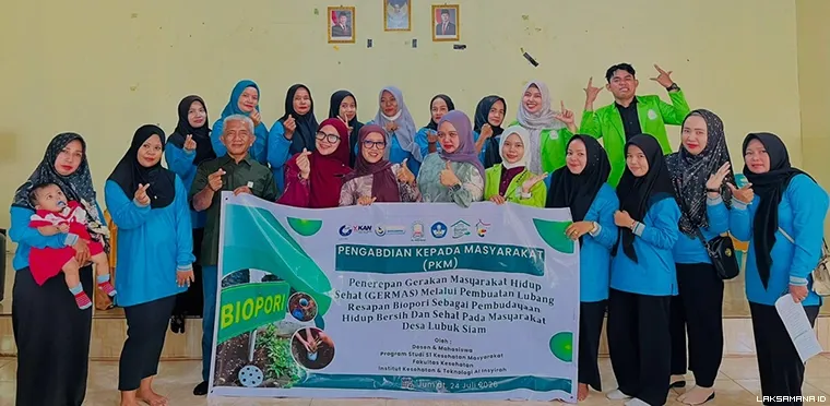 Dosen dan Mahasiswa IKTA Ajak Warga Lubuk Siam Terapkan GERMAS melalui Pembuatan Biopori