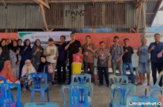 Dosen IKTA dan Mahasiswa Unilak--IKTA Edukasi Warga Pulau Karomah Olah Limbah Rumah Tangga Menjadi Pupuk Organik Cair