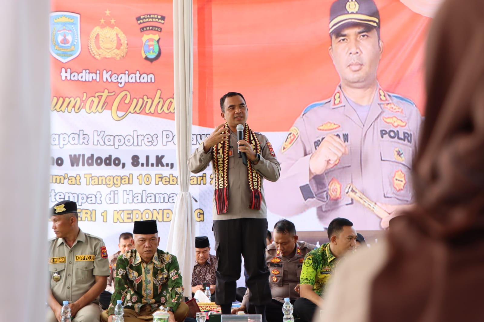 Kapolres Pesawaran Jum'at Curhat ke Pelajar SMA di Kedondong