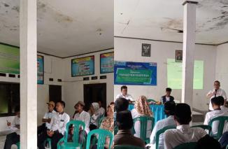 Foto Di Apresiasi Kades, KKM Stisil BR Gelar Seminar Manajemen Kearsipan di Desa Bulagor .