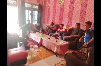 Kantor Sekretarian SBNI Kabupaten Murung Raya Dibanjiri Para Pekerja (Buruh)