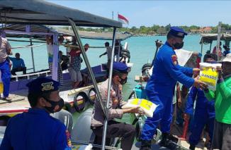 Polres Sumenep Himbau Pengguna Transportasi Laut Waspadai Cuaca Ekstrem