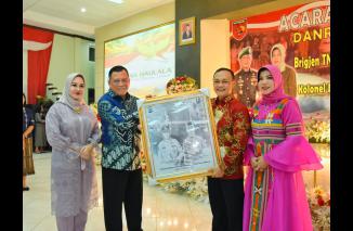 Kapolda Maluku Hadiri Kenal Pamit Danrem 151/Binaiya