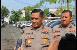 Polrestabes Surabaya Berhasil Menangkap Dua Tersangka Jambret yang Beraksi di 10 TKP
